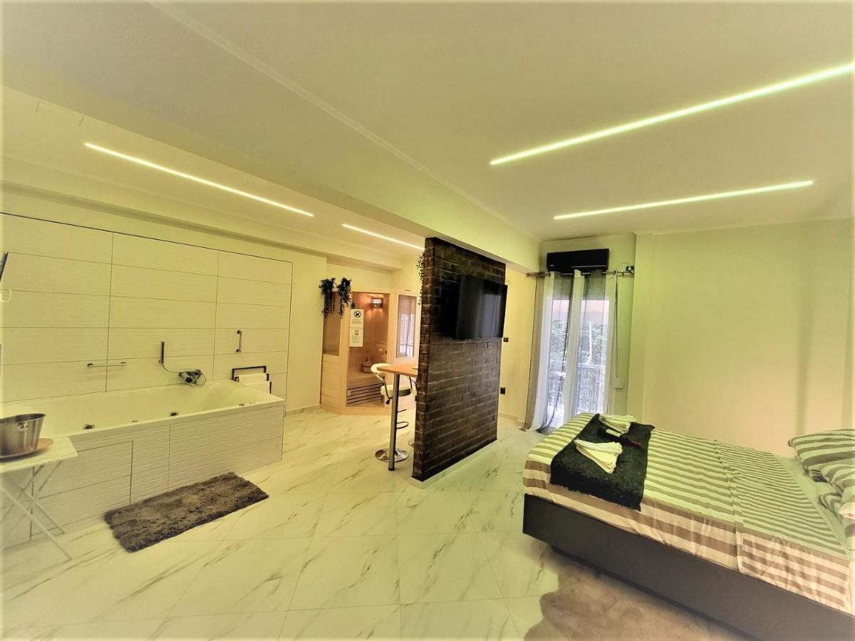 Romantic Deluxe Svite Wise Jacuzzi And Sauna Athen Eksteriør bilde